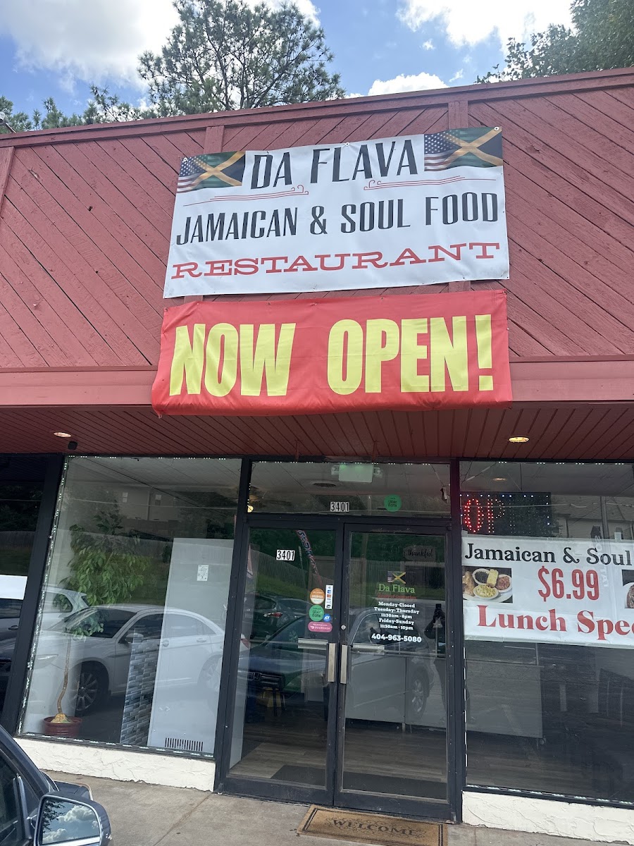 You Got To Try This Jamaican & Soul Food
